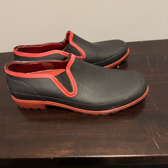 Cougar Black and Red Ankle Boots - Picture 1 of 5